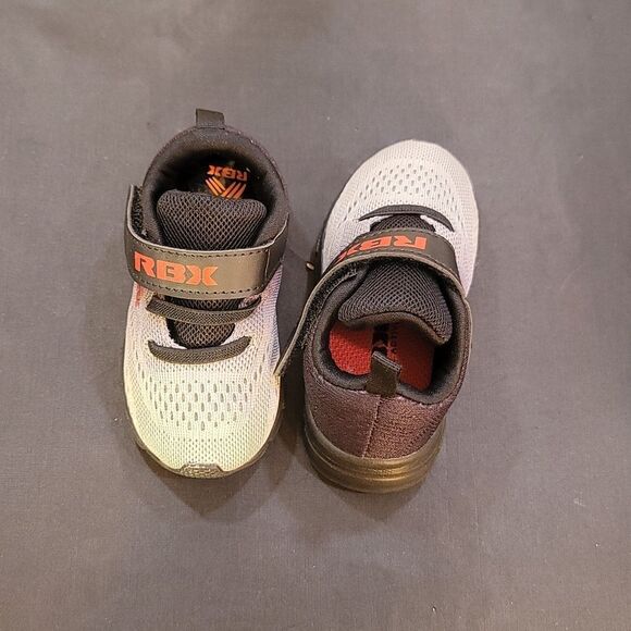 BRAND NEW RBX BABY VELCRO STRAP ROUND TOE SNEAKER - Picture 3 of 15